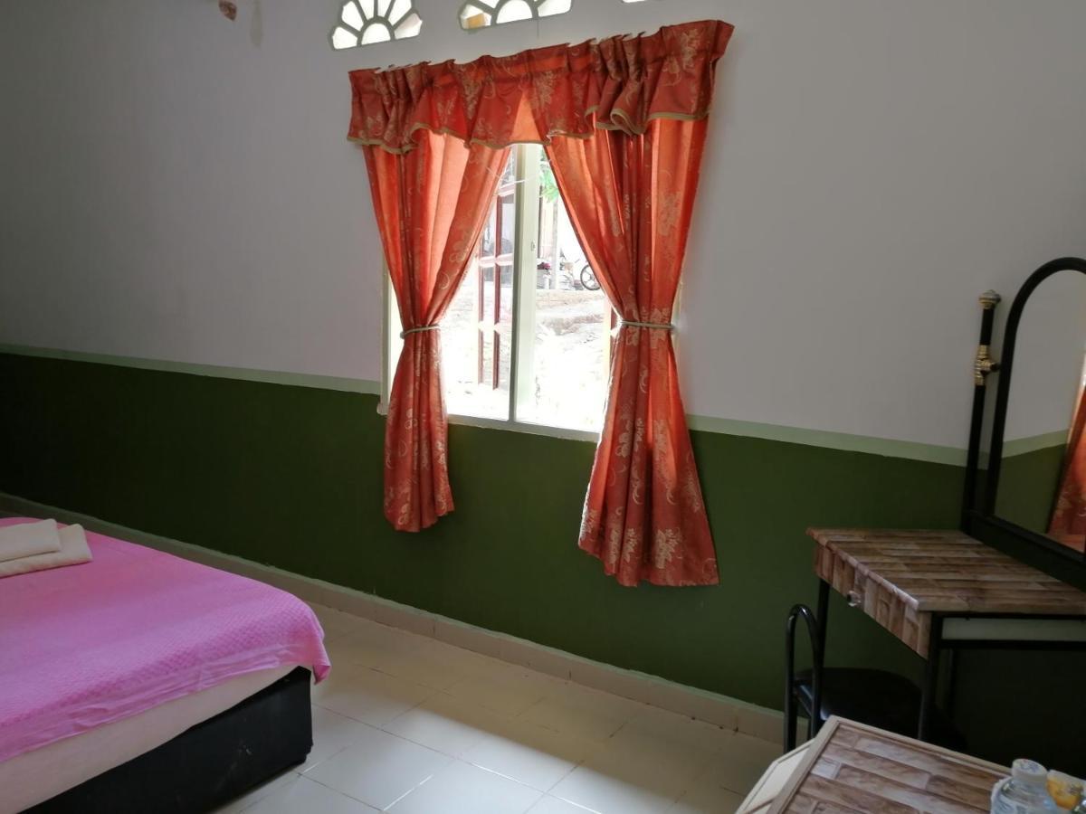 Delimah Guesthouse Kuala Tahan Exterior foto